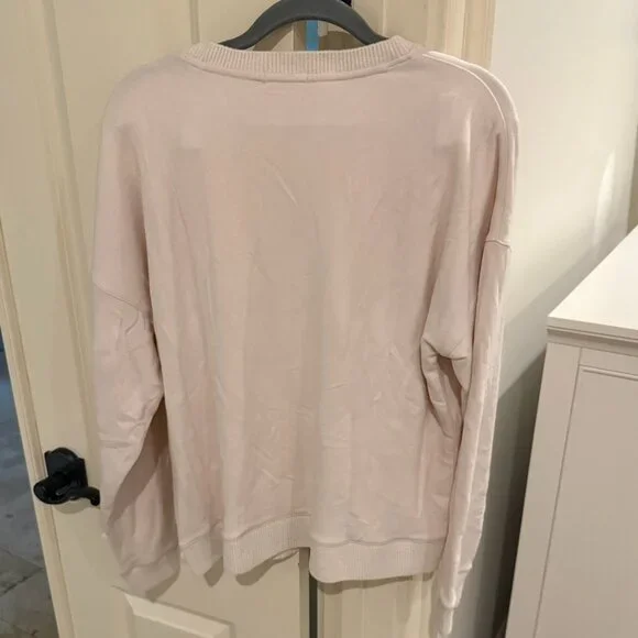 Barefoot Dreams Malibu Collection® Brushed Fleece Pullover - Picture 6 of 7